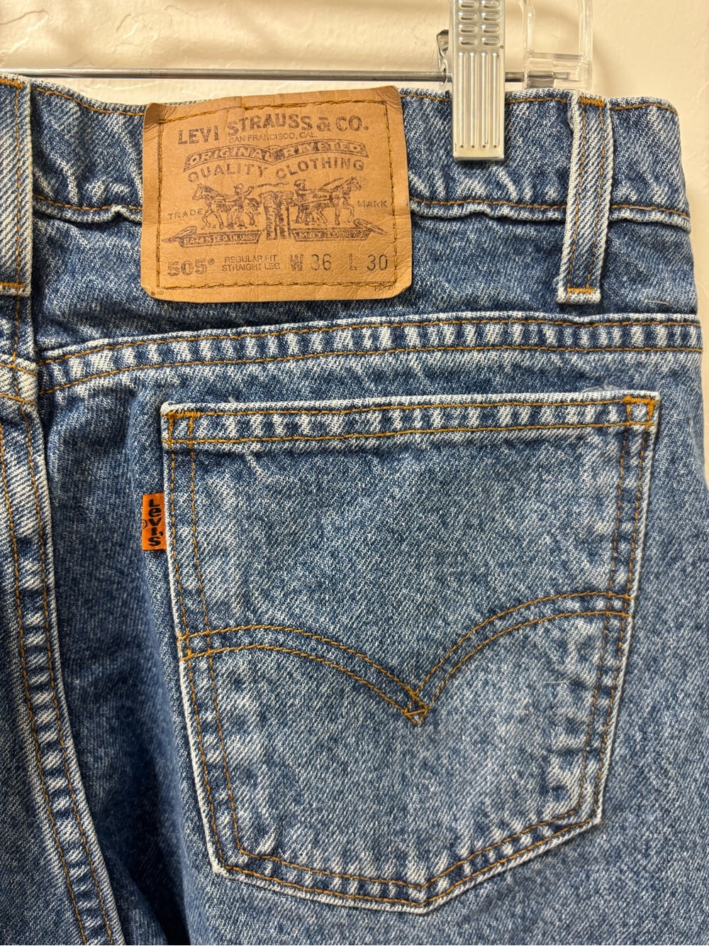 Vintage 1997 Levi’s 505 Orange Tab Jeans – 36x30